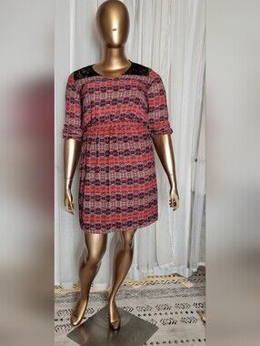 Elegant Black and Pink Lace Women's Dress